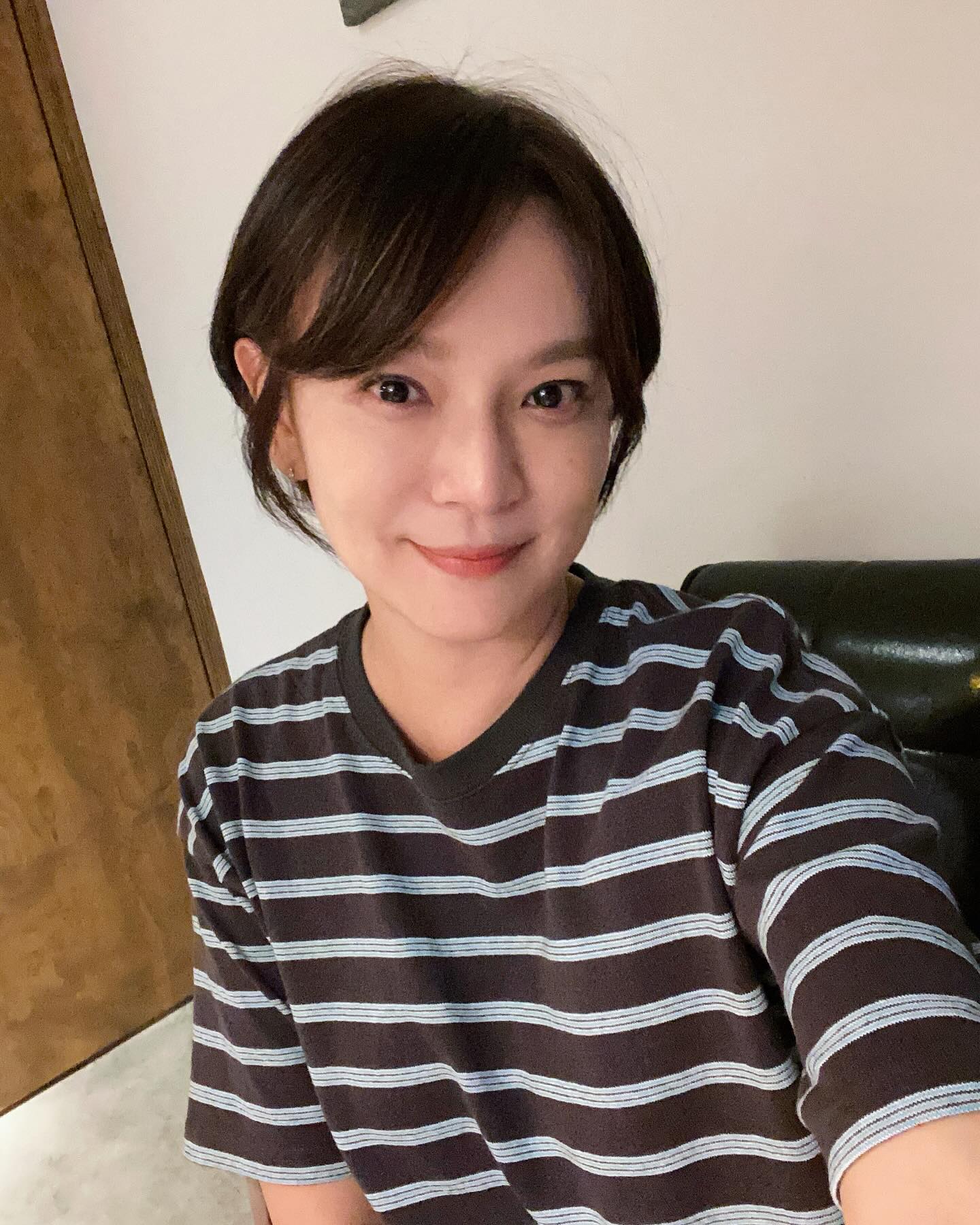 先天疾病不演八點檔!54歲梁家榕「堅持不婚不生」原因曝 主動分手「交往16年男友」享受孤獨