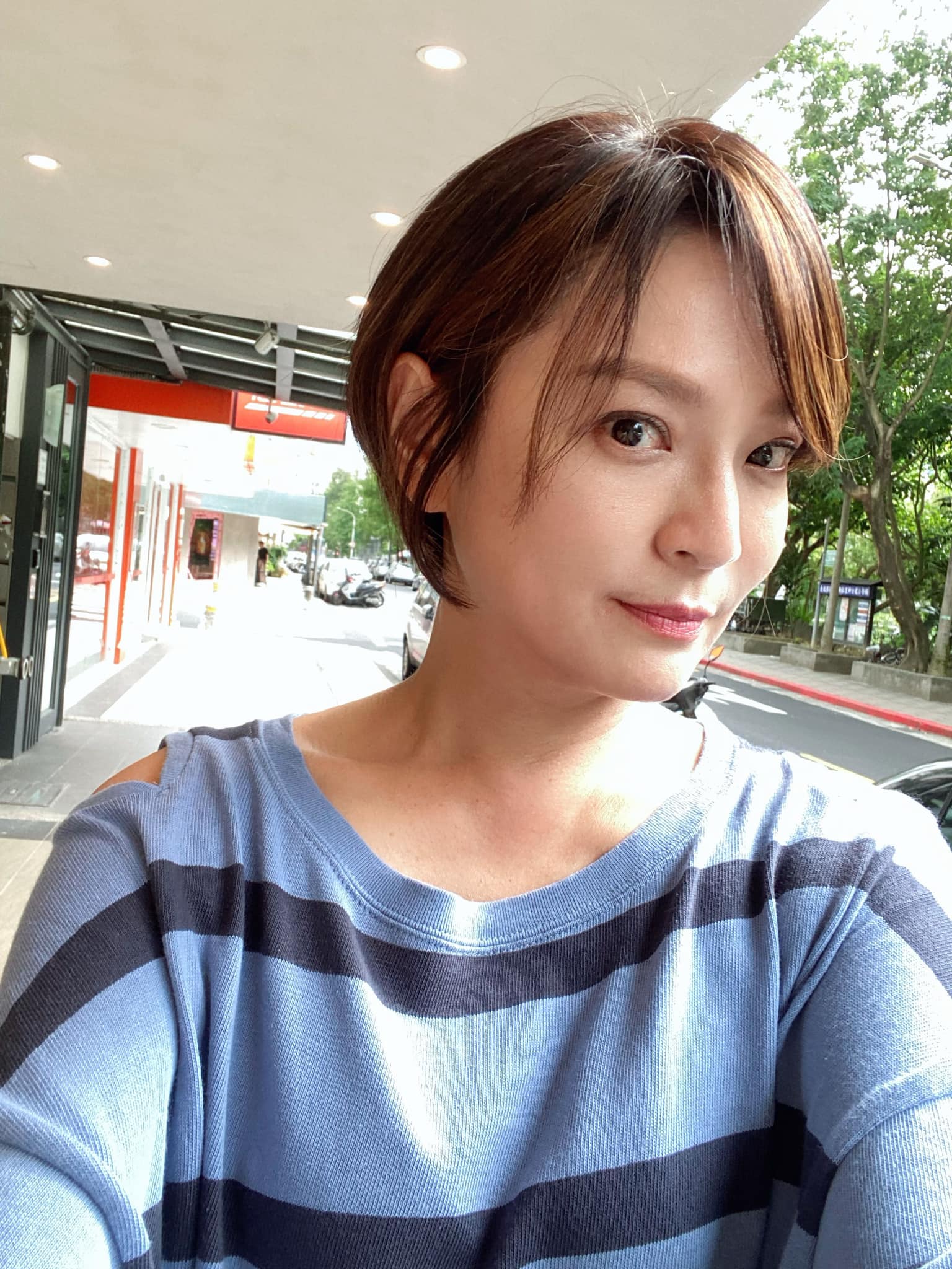 先天疾病不演八點檔!54歲梁家榕「堅持不婚不生」原因曝 主動分手「交往16年男友」享受孤獨