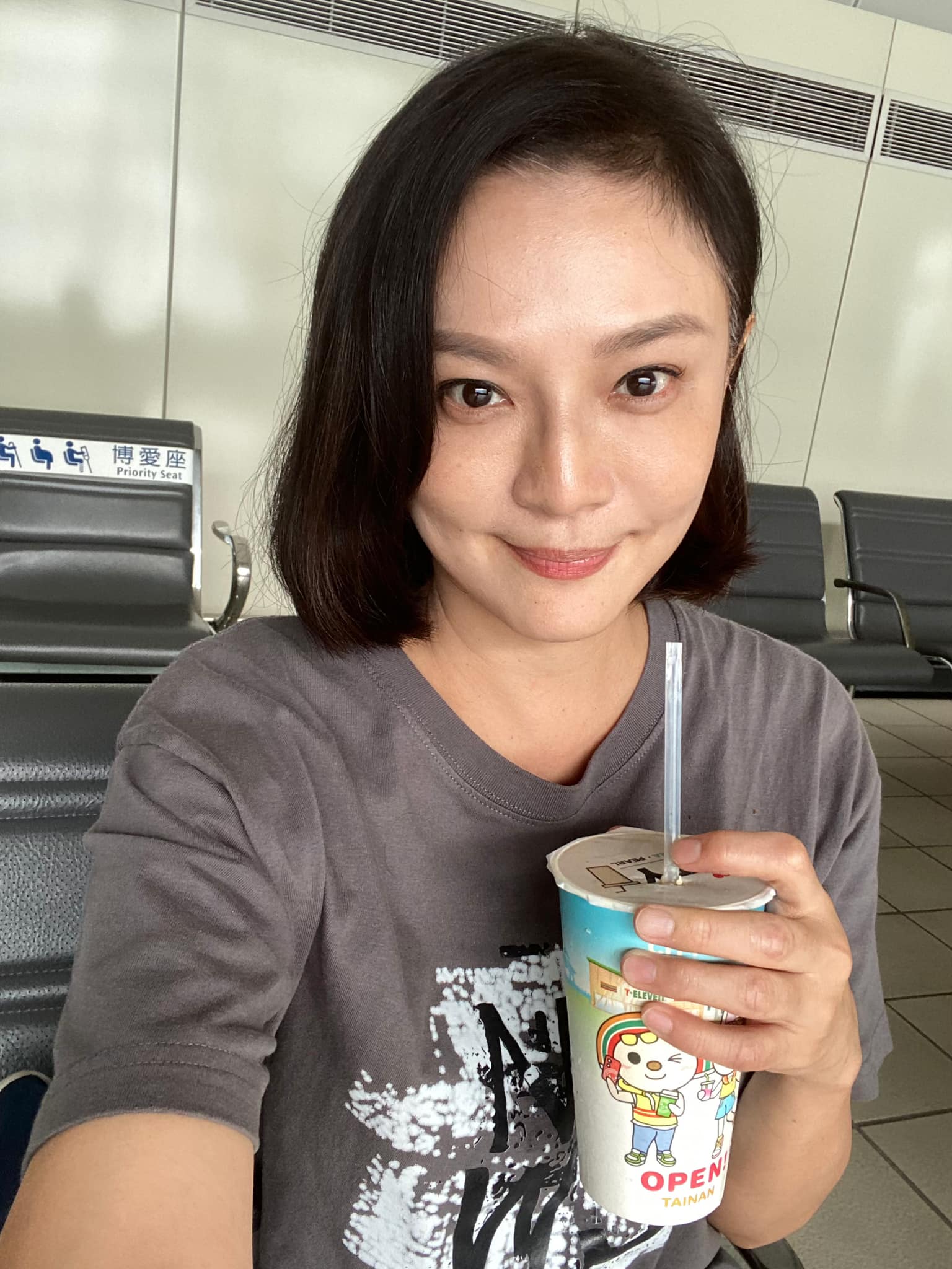 先天疾病不演八點檔!54歲梁家榕「堅持不婚不生」原因曝 主動分手「交往16年男友」享受孤獨